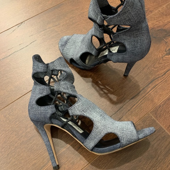 Shoes, Jimmy Choo, - Picture 4 of 8